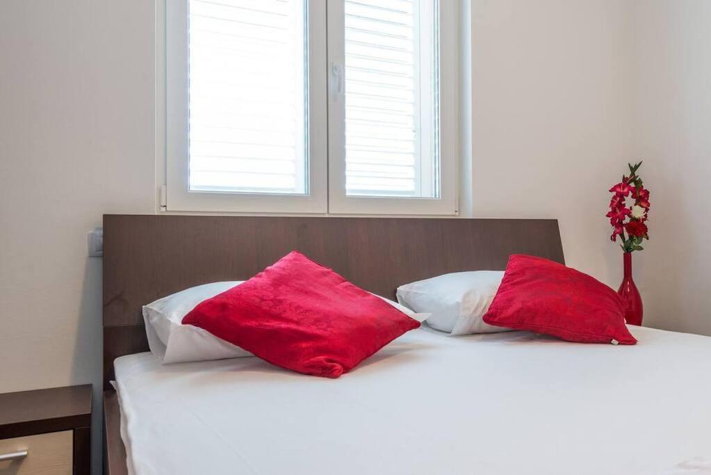 Apartment Belvedere With Magnificent Sea View Terrace ดูบรอฟนิก ภายนอก รูปภาพ